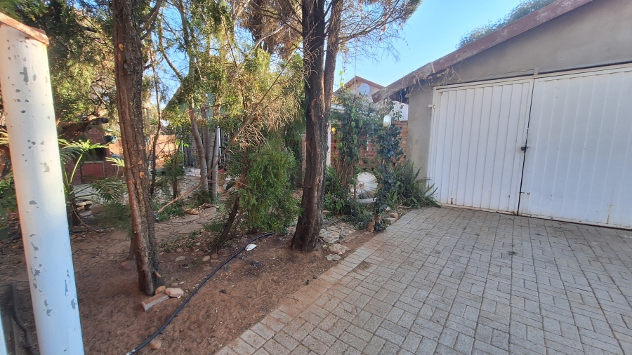 4 Bedroom Property for Sale in Riebeeckstad Free State